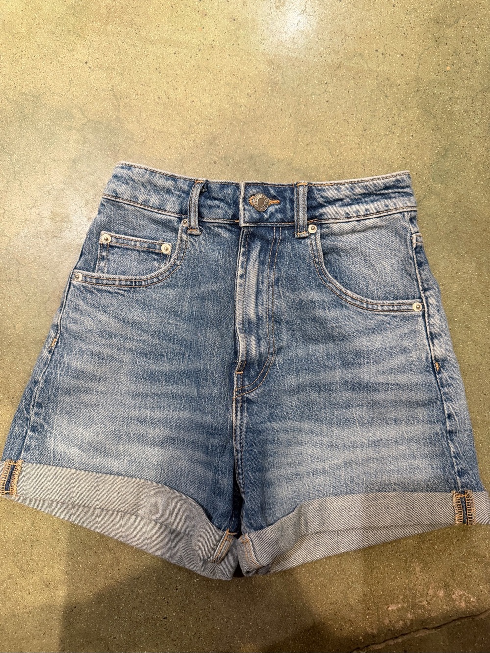 Zara Rolled Cuff Medium Blue Denim Shorts